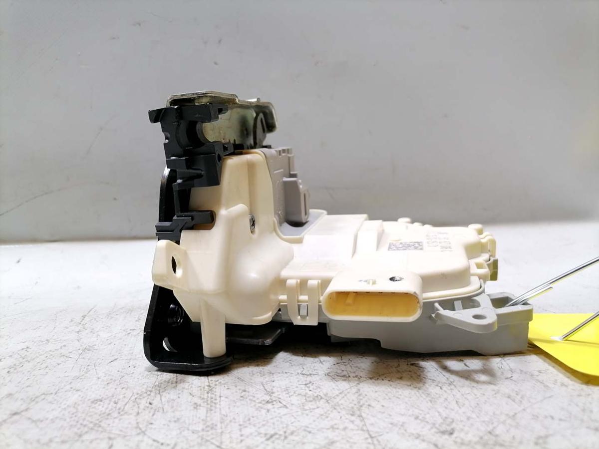 Porsche Macan original T&uuml;rschloss vorn rechts Bj.2015